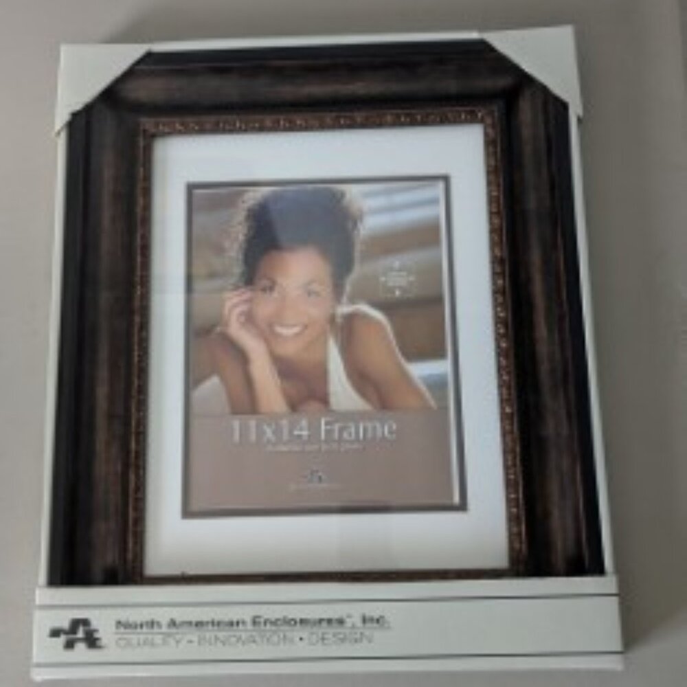 New - 11x14 photo frame